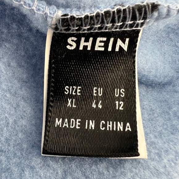 SHEIN Blue Chicago Print Fleece Lined Hoodie Sweatshirt Size XL Women’s - Picture 2 of 5